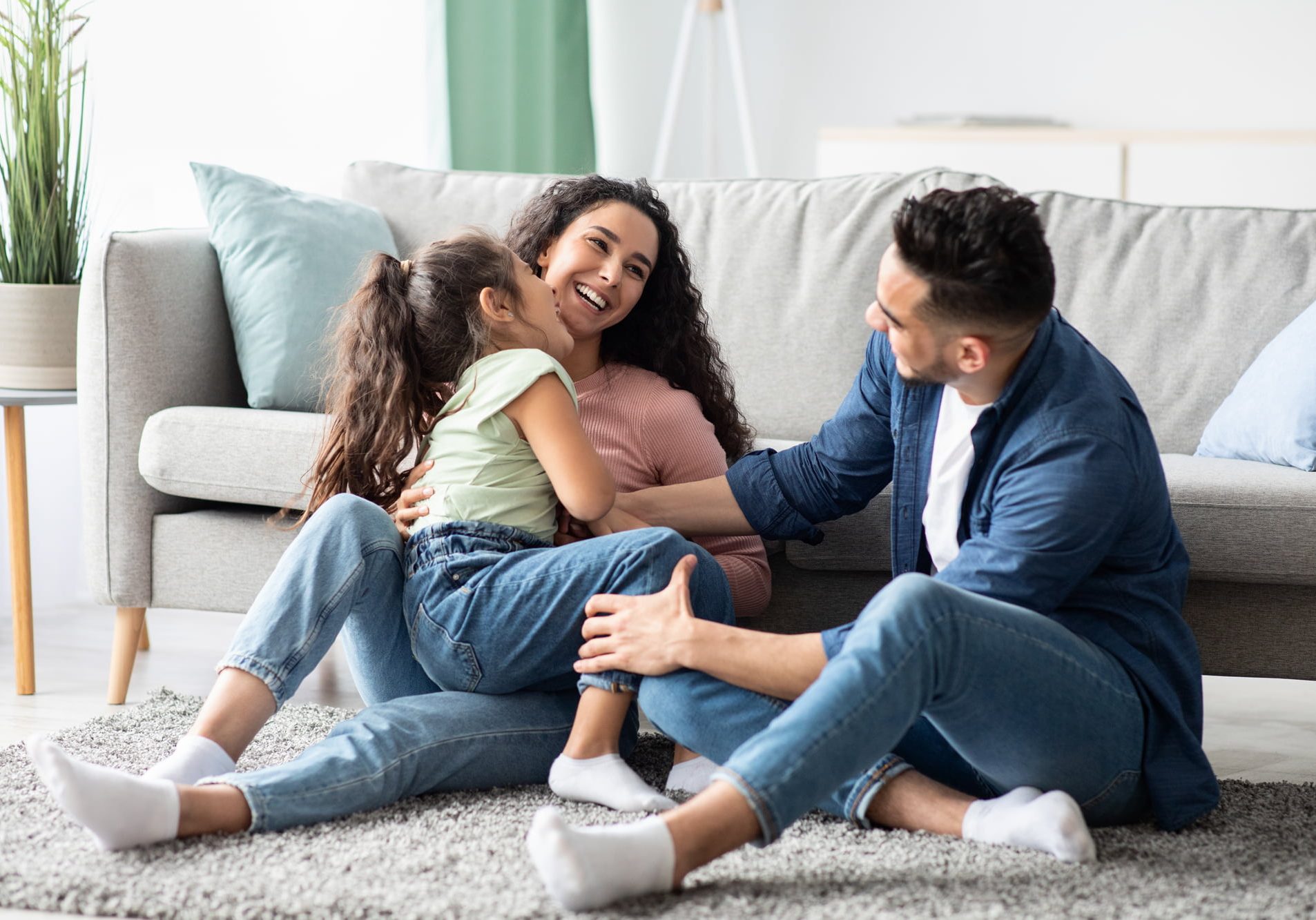 Independent Insurance Agencts | Florida | Tennessee - Happy Insurance Family